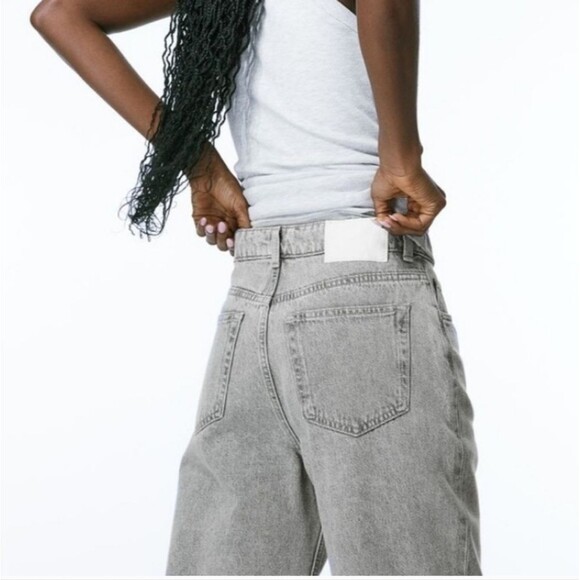 H&M Divided Gray Light Wash Denim Wide Leg High Rise Jeans Women's Size 0 - Picture 9 of 10